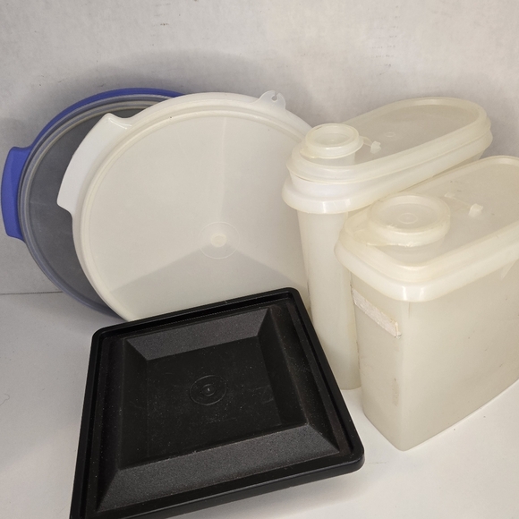 Tupperware: Store N Pour & Slim Line Pitcher 2 Divided Suzettes Get Together Set - Picture 1 of 13